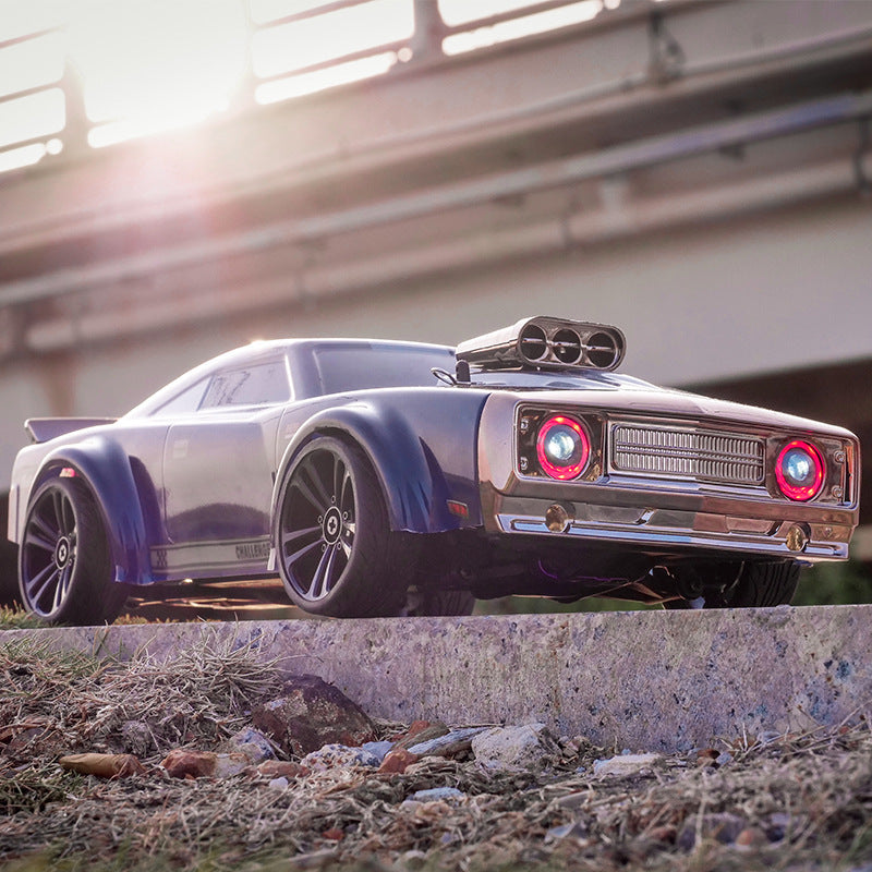 1:16 RC Car 4WD High-Speed Remote Control Retro Muscle Car w/ LED Lights