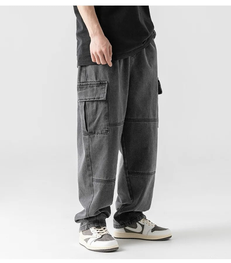 Relaxed Cargo Trousers